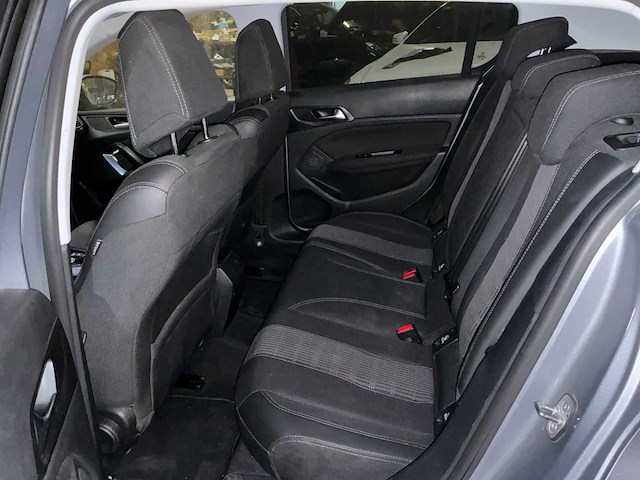 2018 peugeot 308 auto - afbeelding 17 van  54