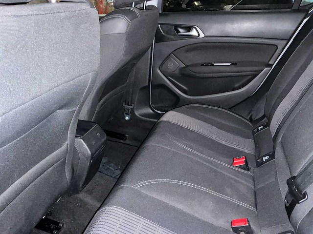 2018 peugeot 308 auto - afbeelding 12 van  31