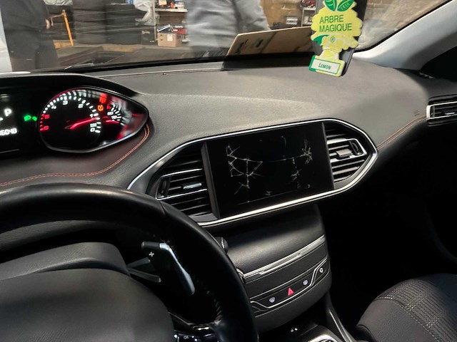 2018 peugeot 308 auto - afbeelding 13 van  54