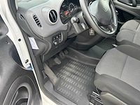 2018 peugeot partner lichte vracht - 3 pers - airco - trekhaak - afbeelding 22 van  36