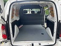 2018 peugeot partner lichte vracht - 3 pers - airco - trekhaak - afbeelding 5 van  32