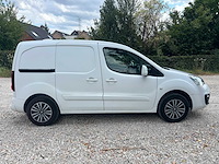 2018 peugeot partner lichte vracht - 3 pers - airco - trekhaak - afbeelding 32 van  32