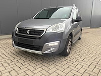 2018 peugeot partner tepee 1.2 puretech - trekhaak - airco - gekeurd voor verkoop - afbeelding 1 van  29