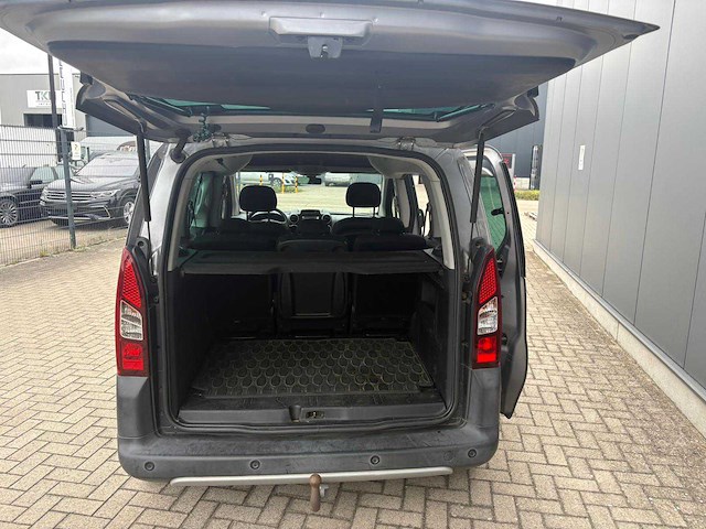 2018 peugeot partner tepee 1.2 puretech - trekhaak - airco - gekeurd voor verkoop - afbeelding 29 van  29