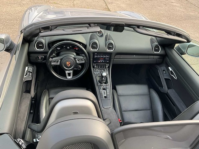 2018 porsche 718 boxter gts cabrio - afbeelding 14 van  54