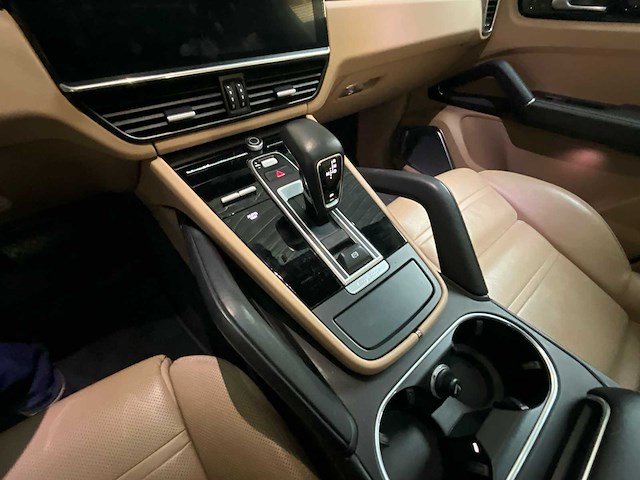 2018 porsche cayenne - afbeelding 21 van  41