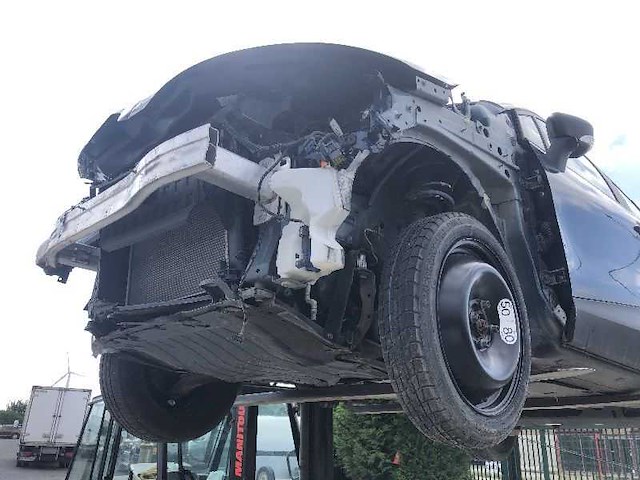 2018 renault captur 0.9 tce auto - afbeelding 2 van  19