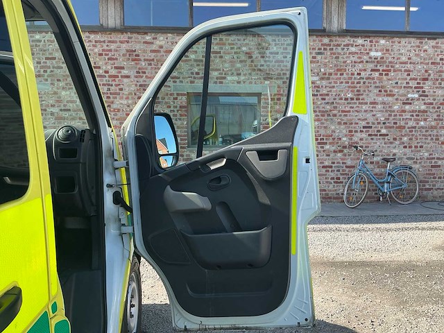 2018 renault master ambulance - afbeelding 18 van  33