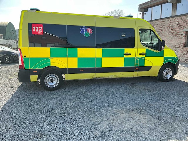 2018 renault master ambulance - afbeelding 30 van  33