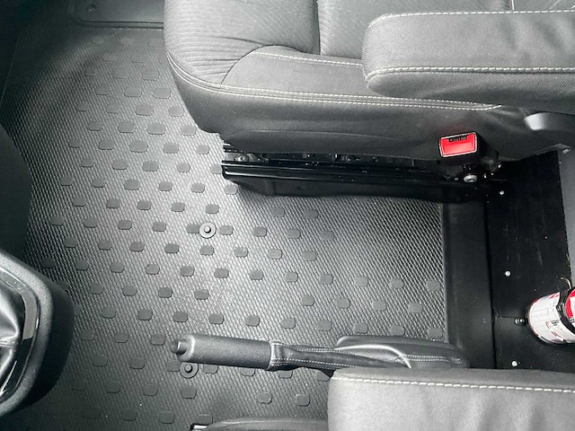 2018 renault trafic 1.6 cdi - ex-ambulance - ingericht - afbeelding 43 van  60