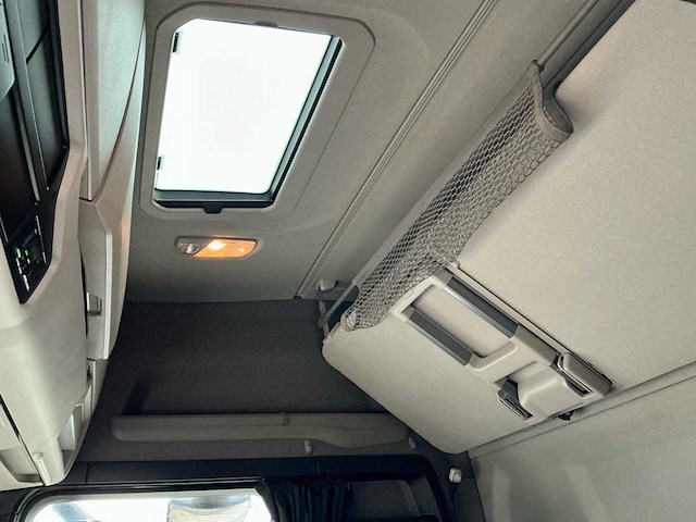 2018 scania r520 v8 vrachtwagen - afbeelding 15 van  31