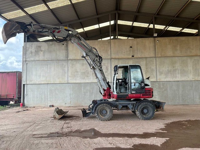 2018 takeuchi tb295w banden graafmachine - afbeelding 24 van  24