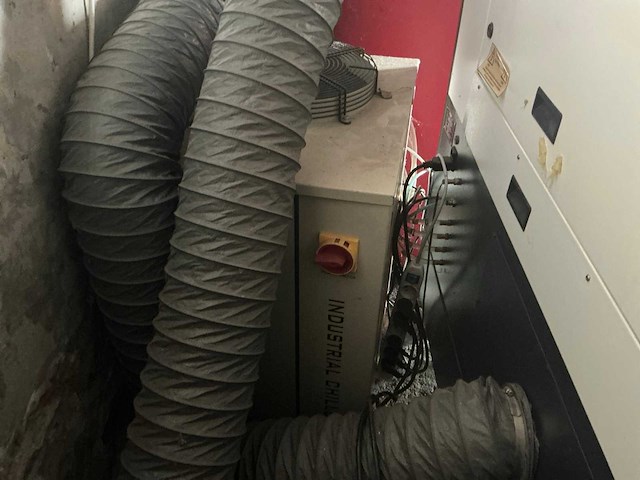 2018 trotec rayjet r500 co2 lasergraveermachine - afbeelding 9 van  13