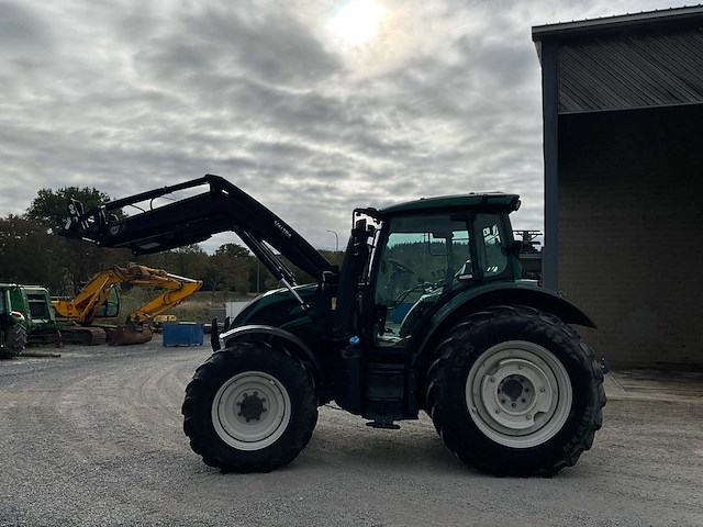 2018 valtra n114 4wd landbouwtractor - afbeelding 12 van  43