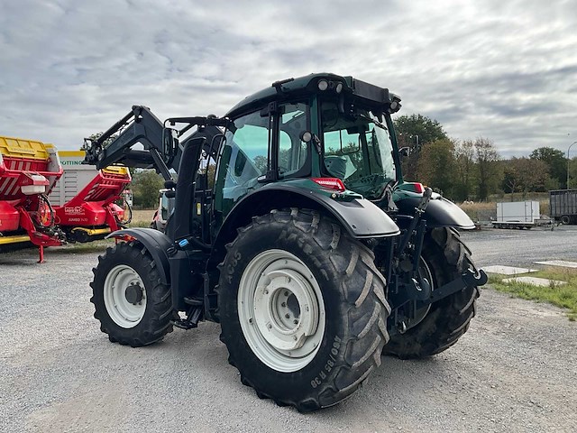 2018 valtra n114 4wd landbouwtractor - afbeelding 23 van  43