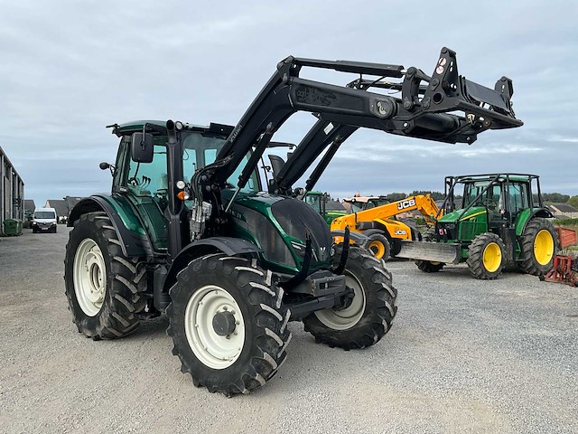 2018 valtra n114 4wd landbouwtractor - afbeelding 41 van  43