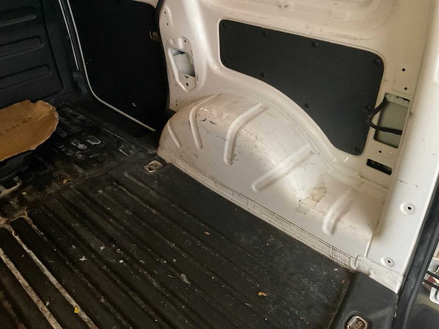 2018 volkswagen caddy schadewagen bedrijfswagen - afbeelding 22 van  37