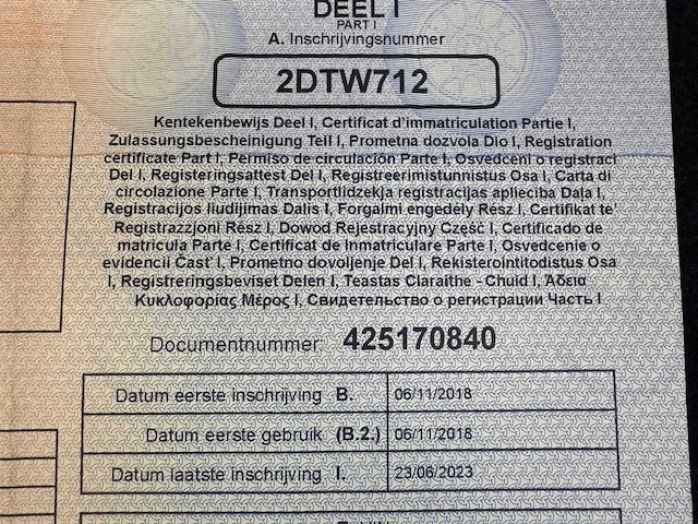 2018 volkswagen passat business berline - automaat - panorama - ergocomfort - afbeelding 27 van  35