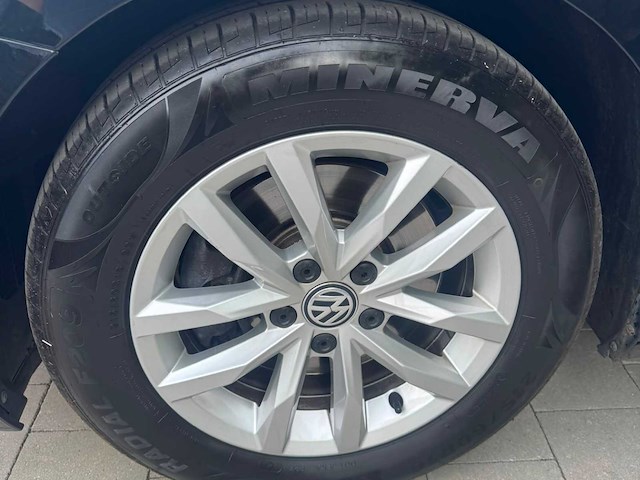 2018 volkswagen passat business berline - automaat - panorama - ergocomfort - afbeelding 2 van  36