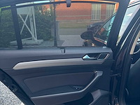 2018 volkswagen passat business berline - automaat - panorama - ergocomfort - afbeelding 16 van  36