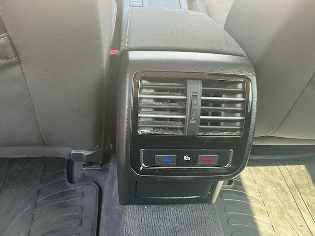 2018 volkswagen passat personenauto - afbeelding 5 van  23