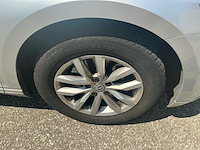 2018 volkswagen passat personenauto - afbeelding 2 van  23