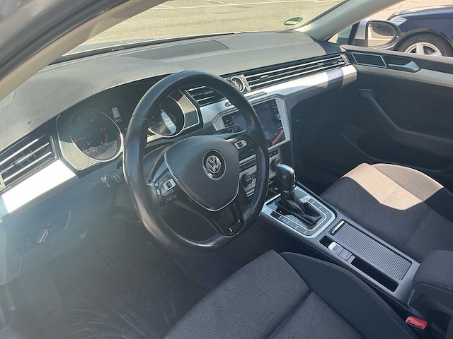 2018 volkswagen passat personenauto - afbeelding 7 van  23
