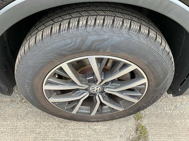 2018 volkswagen tiguan allspace 4x4 personenauto's - afbeelding 1 van  8