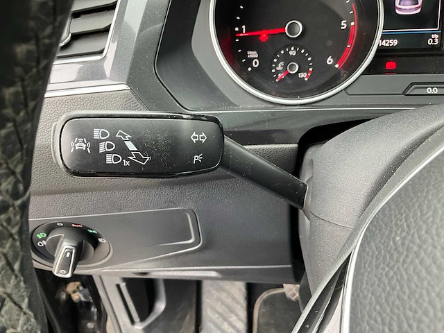 2018 volkswagen tiguan allspace 4x4 personenauto's - afbeelding 9 van  26