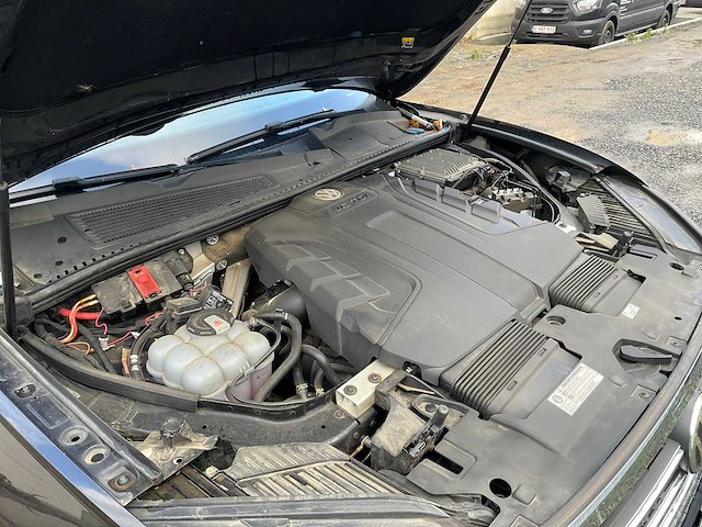 2018 volkswagen touareg 3.0 tdi v6 lichte vracht - afbeelding 9 van  54
