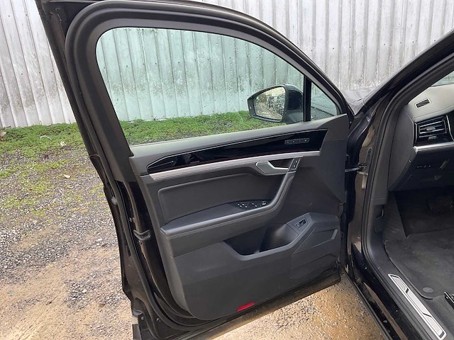 2018 volkswagen touareg 3.0 tdi v6 lichte vracht - afbeelding 14 van  54