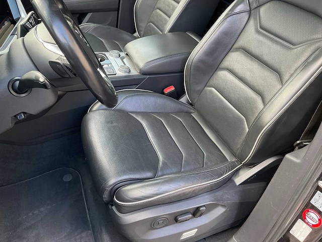 2018 volkswagen touareg 3.0 tdi v6 lichte vracht - afbeelding 21 van  54