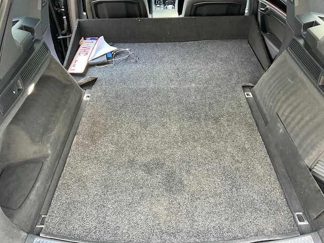 2018 volkswagen touareg 3.0 tdi v6 lichte vracht - afbeelding 32 van  54