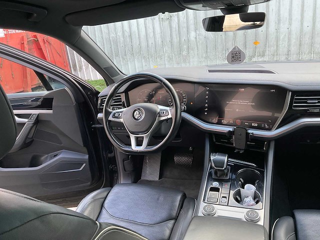 2018 volkswagen touareg 3.0 tdi v6 lichte vracht - afbeelding 35 van  54