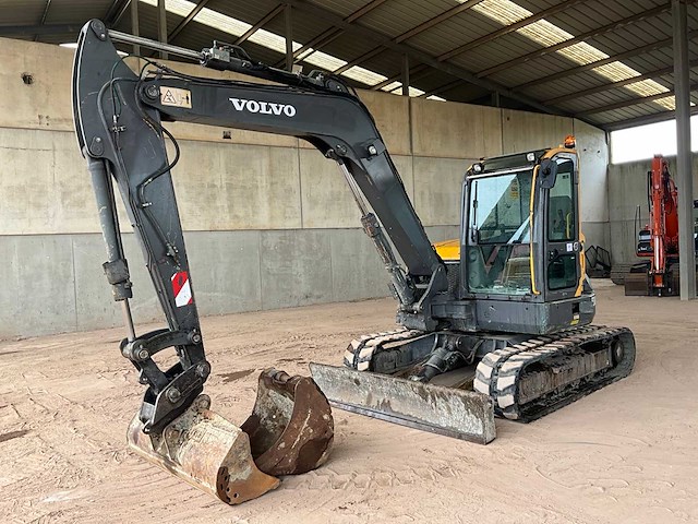 2018 volvo ecr88d midigraafmachine - afbeelding 1 van  30