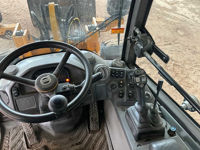 2018 volvo l25f wiellader - afbeelding 7 van  37