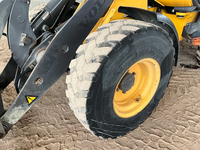 2018 volvo l25f wiellader - afbeelding 10 van  30