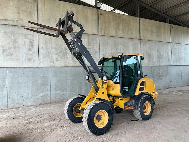 2018 volvo l25f wiellader - afbeelding 18 van  30