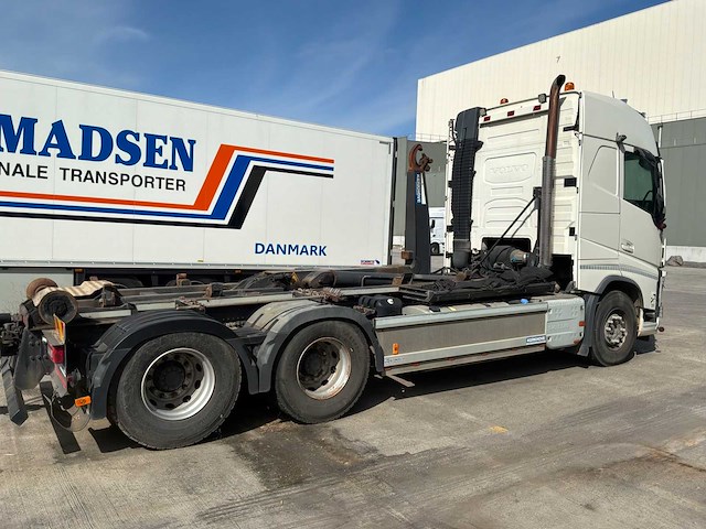 2018 volvo truck container transporter dubbele aanhanger - afbeelding 4 van  71