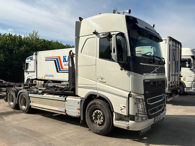 2018 volvo truck container transporter dubbele aanhanger - afbeelding 5 van  62