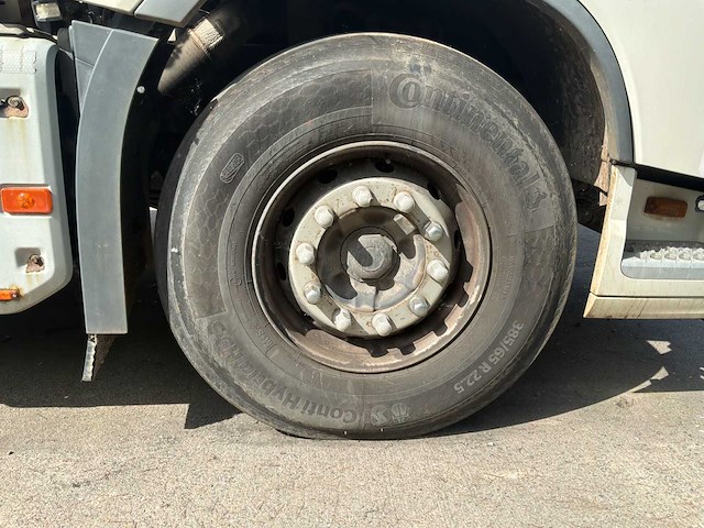 2018 volvo truck container transporter dubbele aanhanger - afbeelding 16 van  62