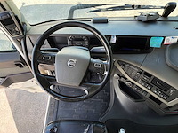 2018 volvo truck container transporter dubbele aanhanger - afbeelding 25 van  62