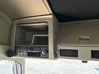 2018 volvo truck container transporter dubbele aanhanger - afbeelding 26 van  62