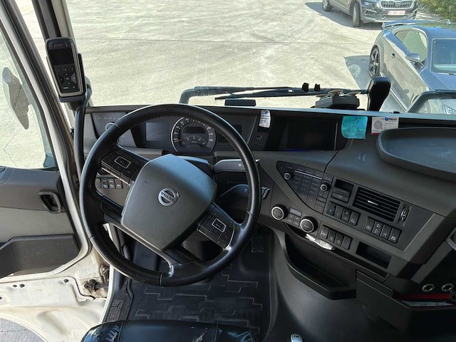 2018 volvo truck container transporter dubbele aanhanger - afbeelding 44 van  62