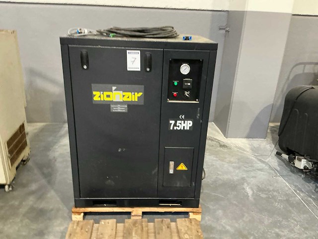 2018 zionair cp55s12 luchtcompressor gedempt - afbeelding 2 van  4