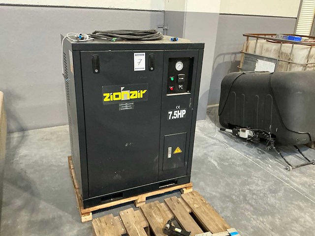 2018 zionair cp55s12 luchtcompressor gedempt - afbeelding 3 van  4