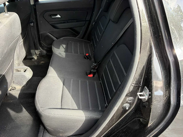 2019 - dacia - duster - 1.3i - 16v turbo tce 150 - car - afbeelding 20 van  22