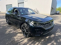 2019 - volkswagen touareg - 3.0 tsi r-line 4motion - suv - afbeelding 22 van  28