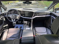 2019 - volkswagen touareg - 3.0 tsi r-line 4motion - suv - afbeelding 3 van  28