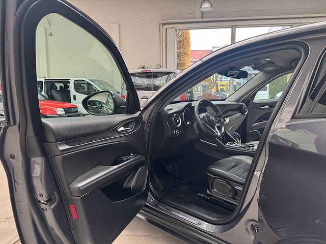 2019 alfa romeo stelvio q4 2.0 benzine - afbeelding 11 van  29